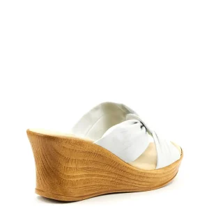 Onex Shoes Puffy / White | Wedges